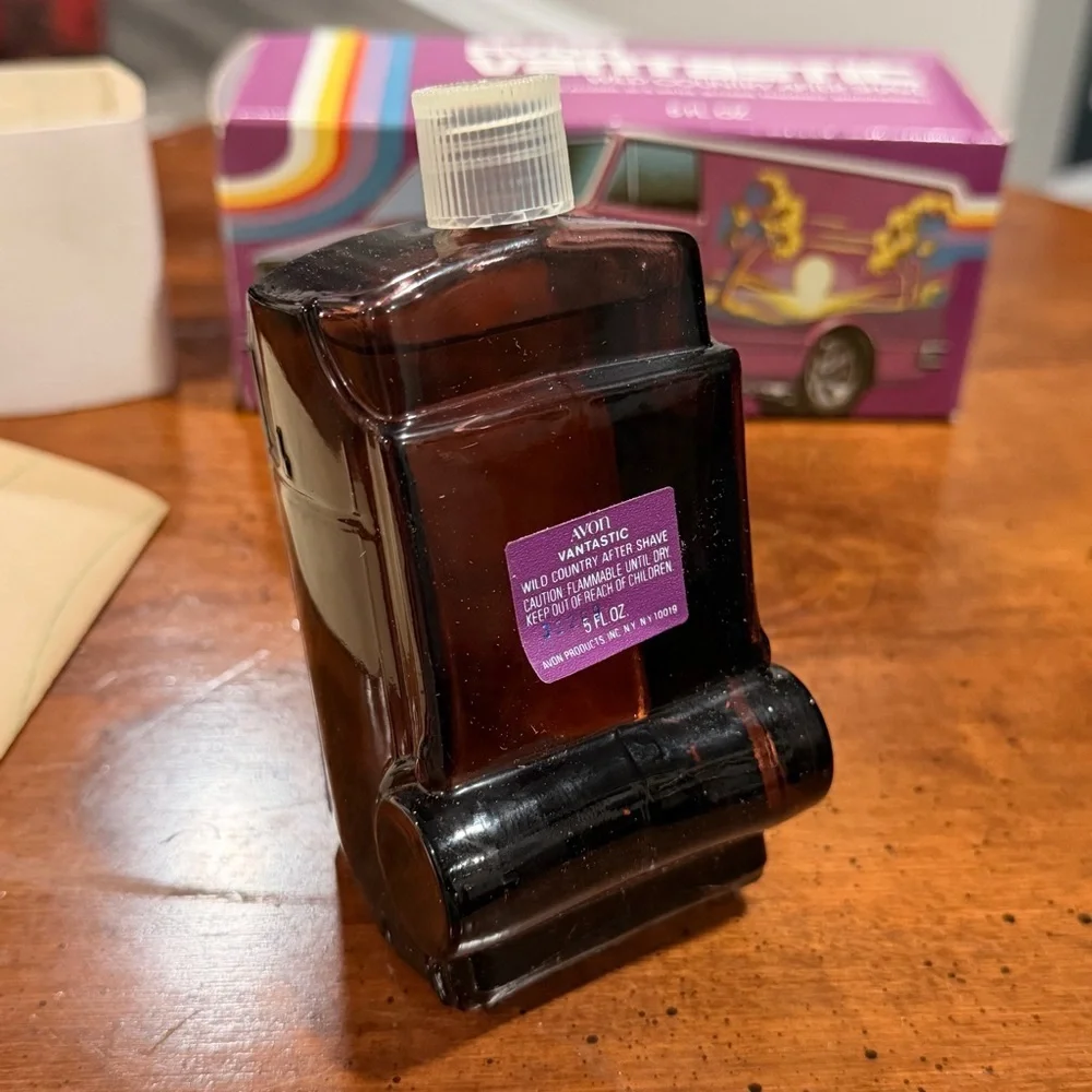Avon Vantastic Wild Country Collectible Glass Van Bottle Black Boxed 1970s